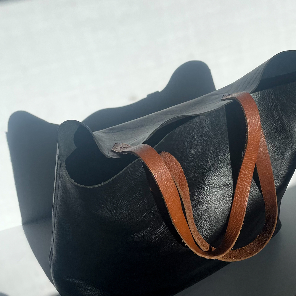 MADEWELL Large Black Transport Tote with Tan Handles - Picture 4 of 11